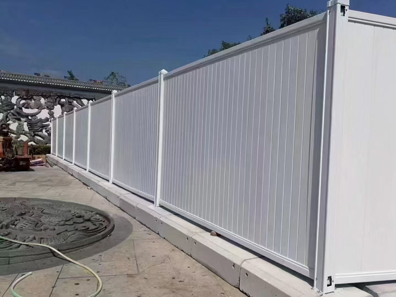 深圳寶安工地500㎡PVC圍擋當天送達，旭東圍擋批發(fā)讓采購更省心！